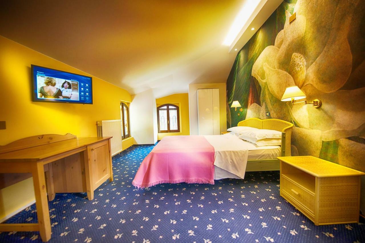 Hotel Parco Fola 3*